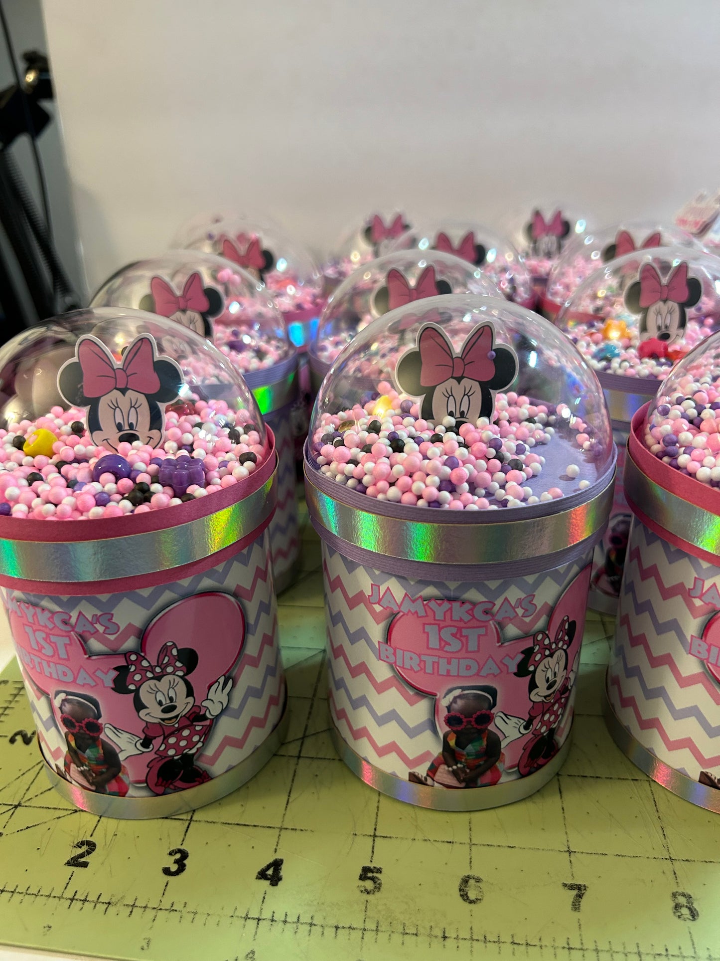 Custom Pringle Shakers