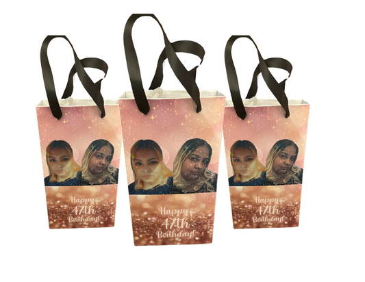 PERSONALIZED GIFT BAGS